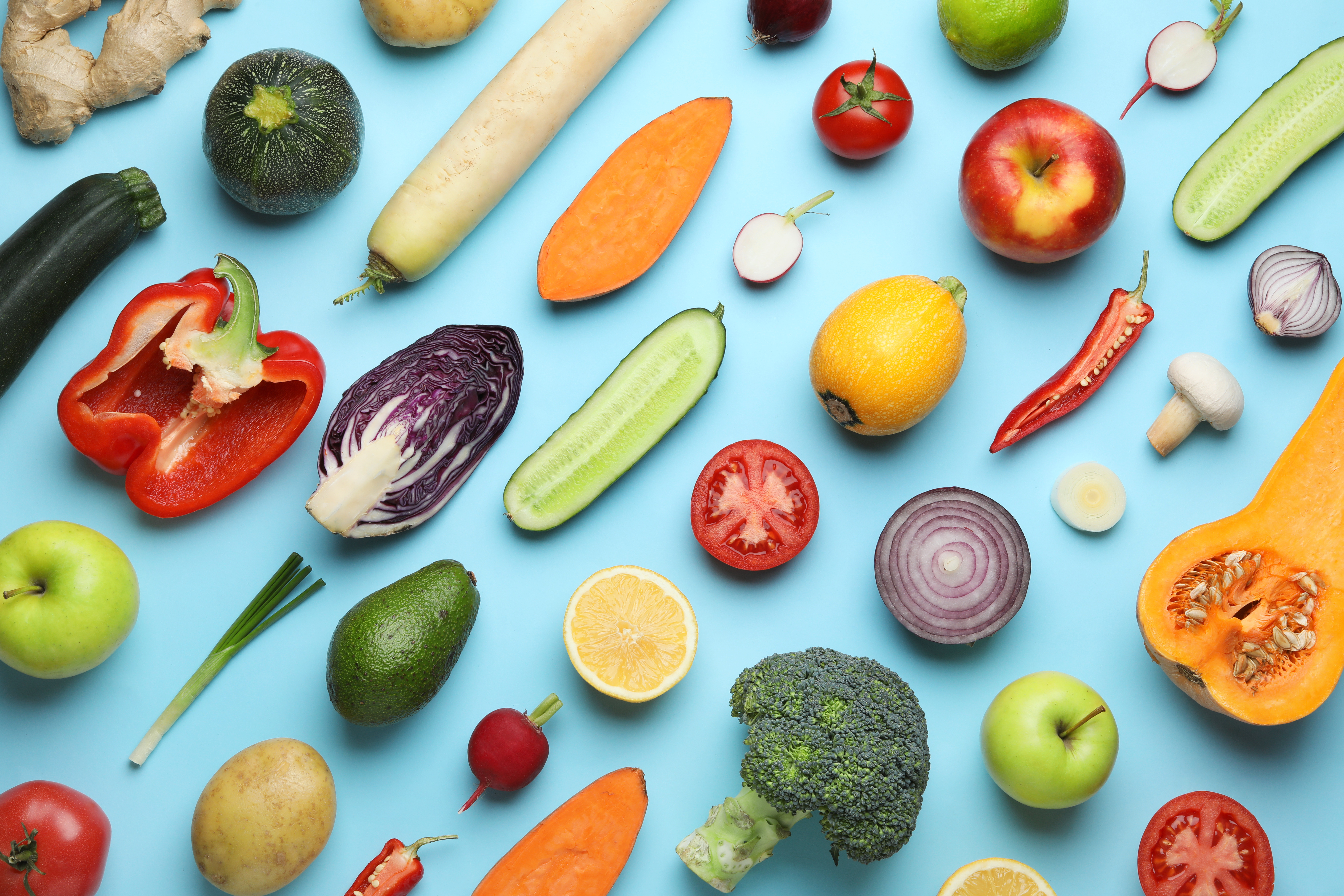 Food for through 2. Фрукты овощи фон. Цвета фрукты и овощи. Продукты на Цветном фоне. Разноцветные овощи фото.