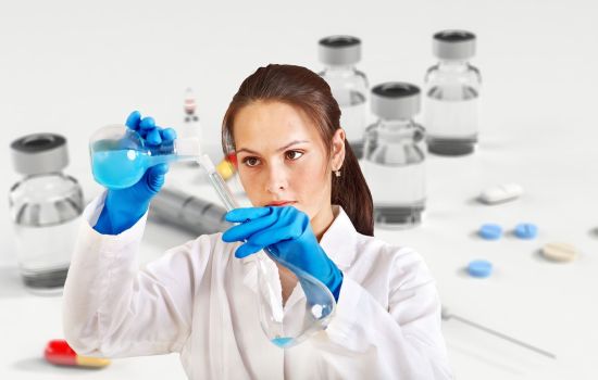 vaccine-4892048_1920.jpg