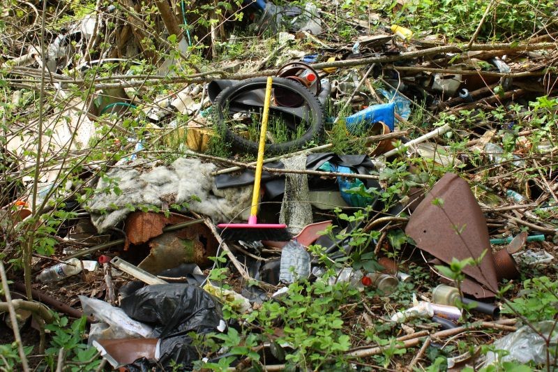 Déchets dangereux : conservez-les jusqu’à la réouverture des déchetteries