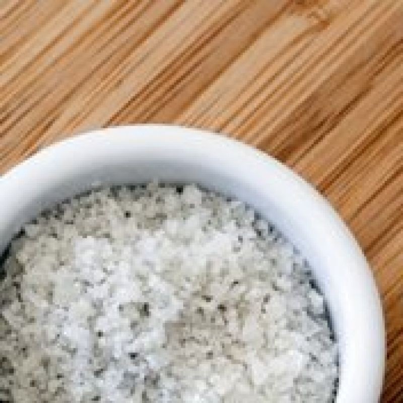 Excès de sel : la CLCV demande des mesures réglementaires