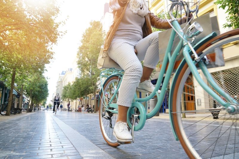 Achat, équipement, circulation : notre vrai-faux sur le vélo