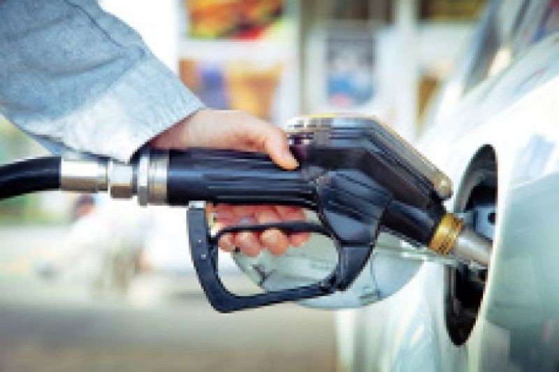Fiscalité des carburants : le gouvernement oublie ses promesses et tape dans le budget des consommateurs