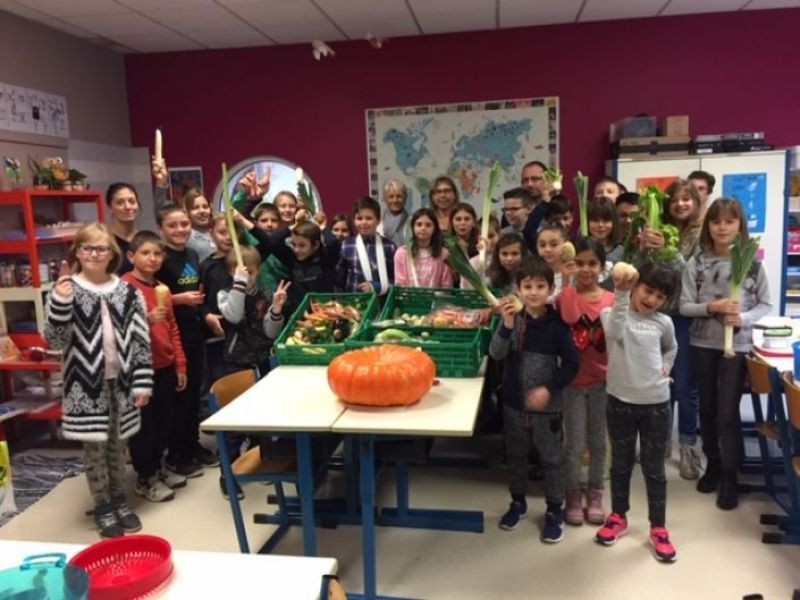 Semaine européenne de réduction des déchets : atelier soupe à l'école