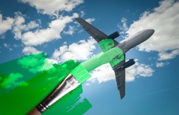 Le greenwashing des compagnies aériennes est toujours d'actualité malgré des améliorations
