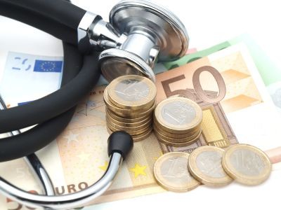 stetoscope pièces euros et billet euros
